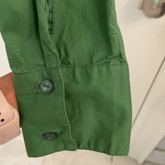 Fitted green V neck top with unique sequin detail - Picture 7 of 7